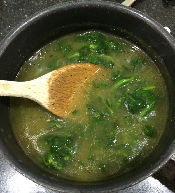 Buzymum - Chicken stock with frozen spinach