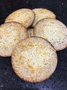 Buzymum - Crackers with parmesan 