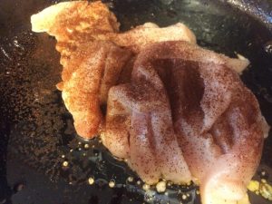 Buzymum - Chicken added to the seasoned pan