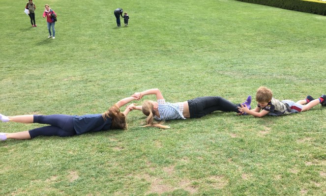 Buzymum - Rolling together down a grassy hill