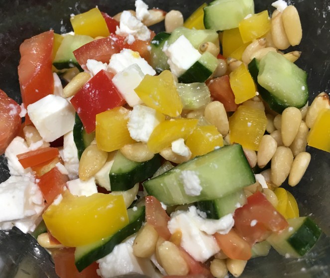 Buzymum - salad to top the salad soup