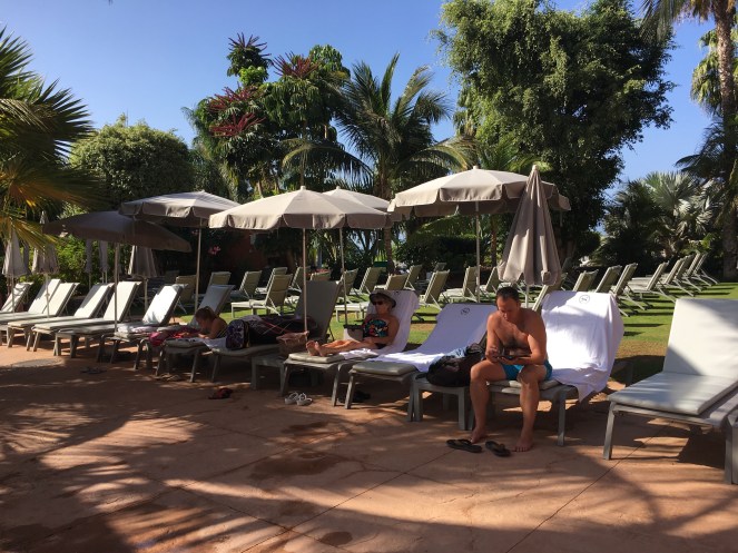Lots of sun beds free at the Sheraton hotel Tenerife